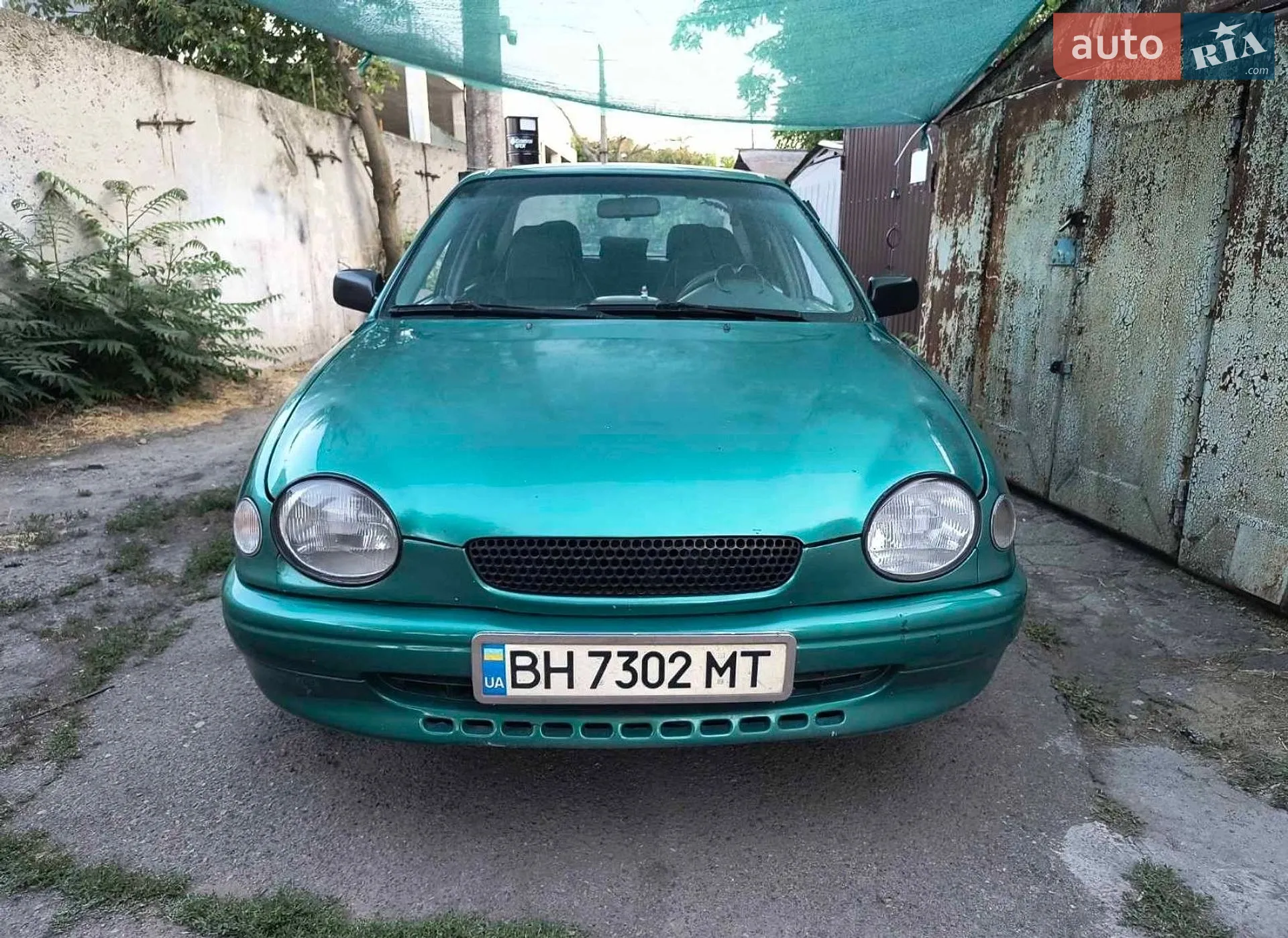 Toyota Corolla, 1998
