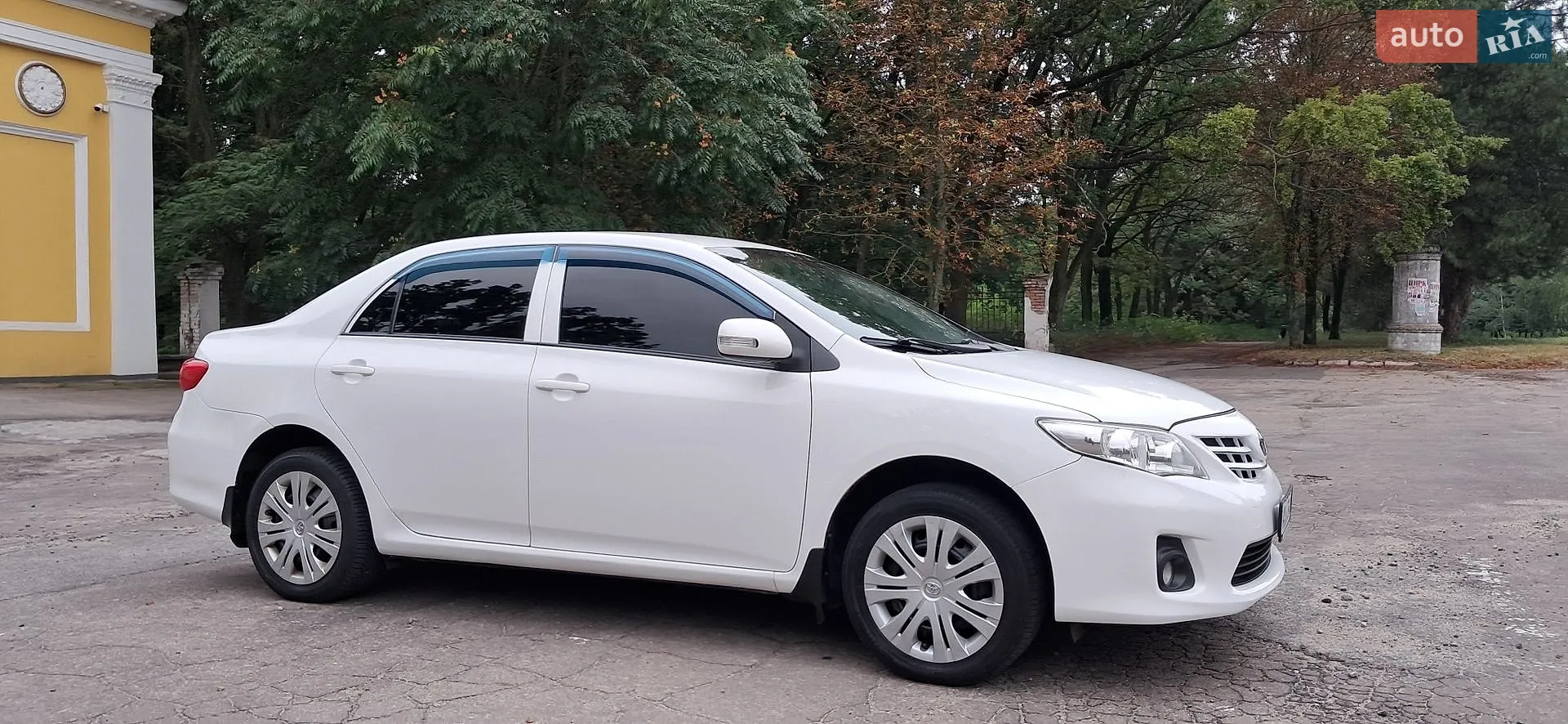 Toyota Corolla, 2011