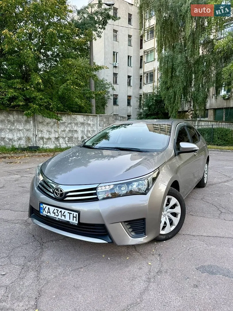 Toyota Corolla, 2013