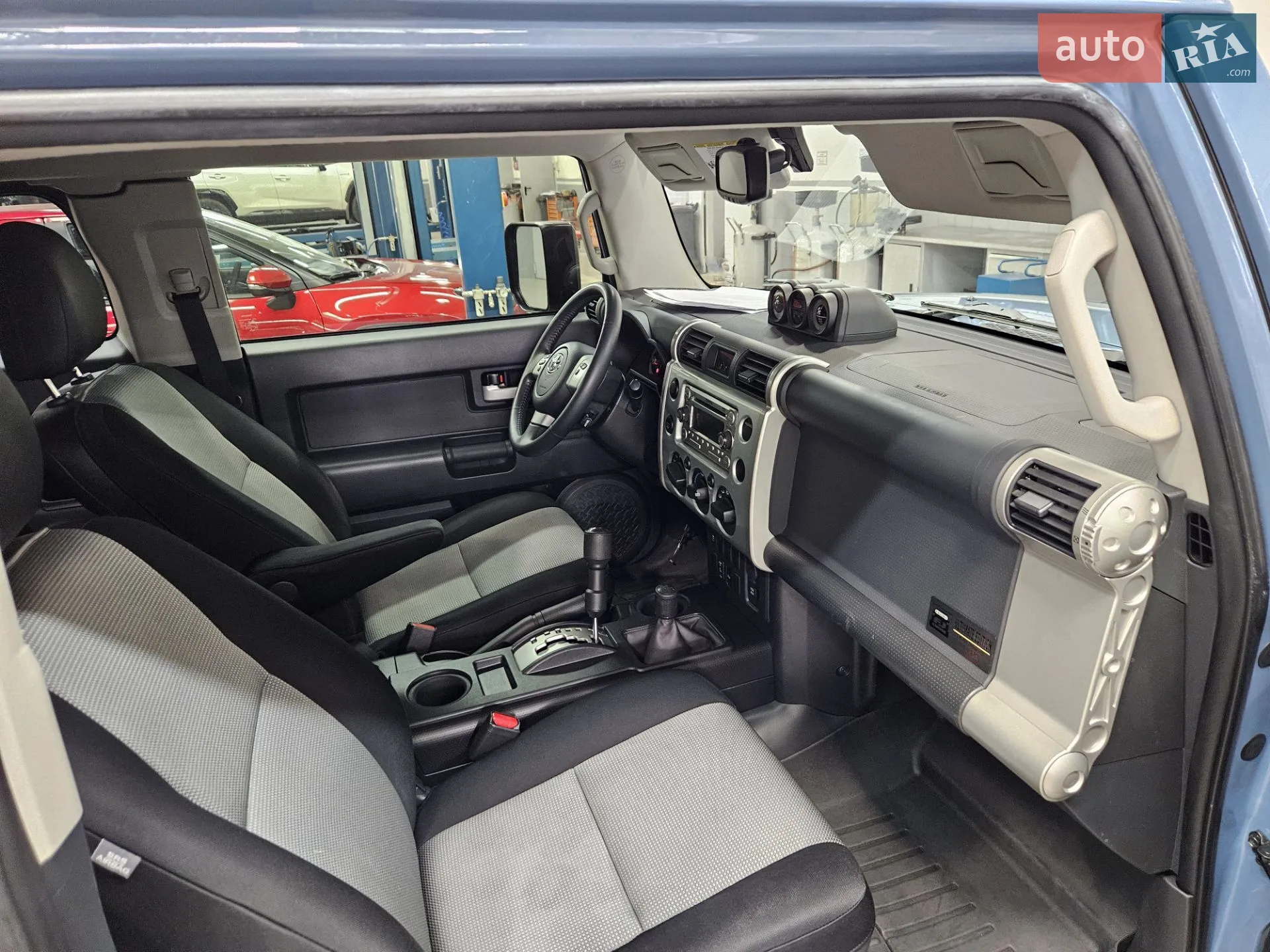 Toyota FJ Cruiser 2014 — 1