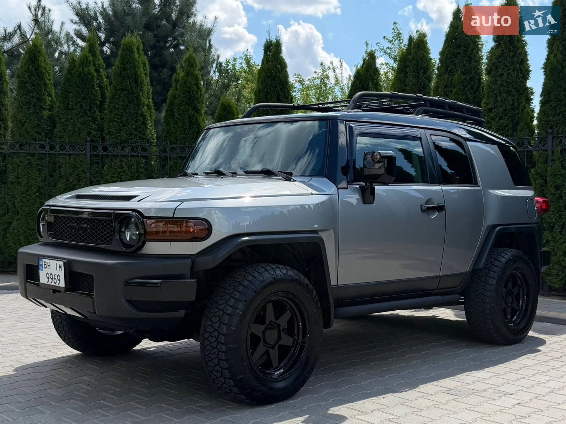 Toyota FJ Cruiser, 2012