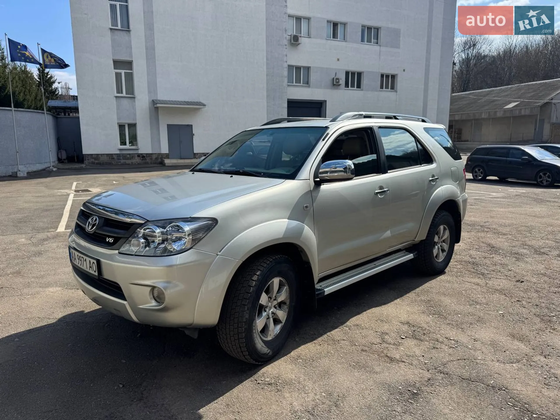 Toyota Fortuner, 2008