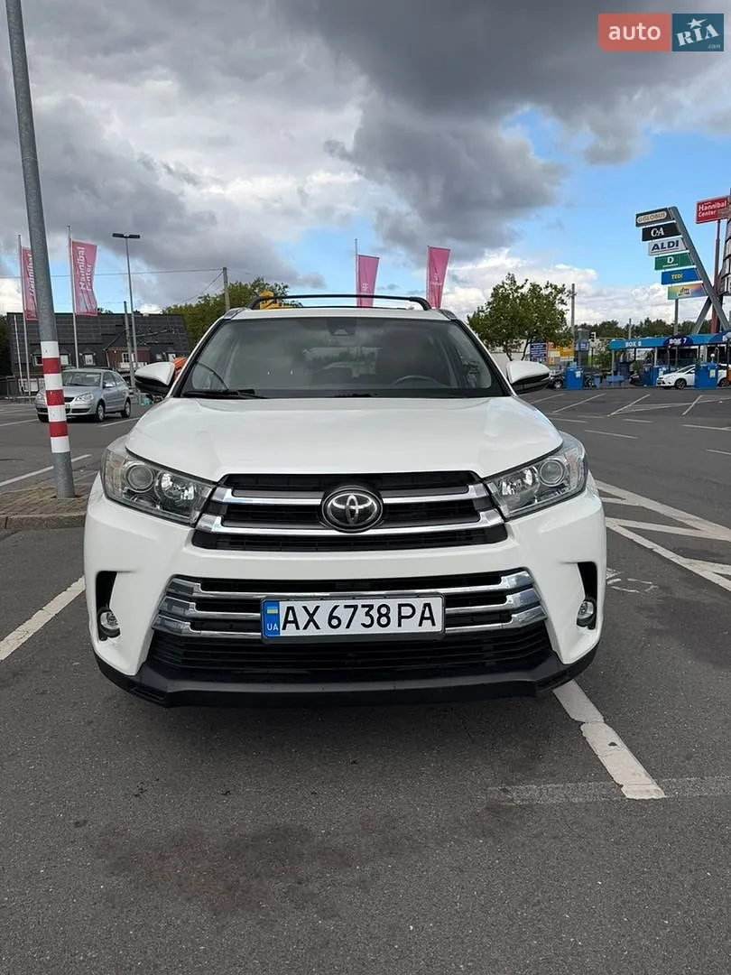 Toyota Highlander, 2019