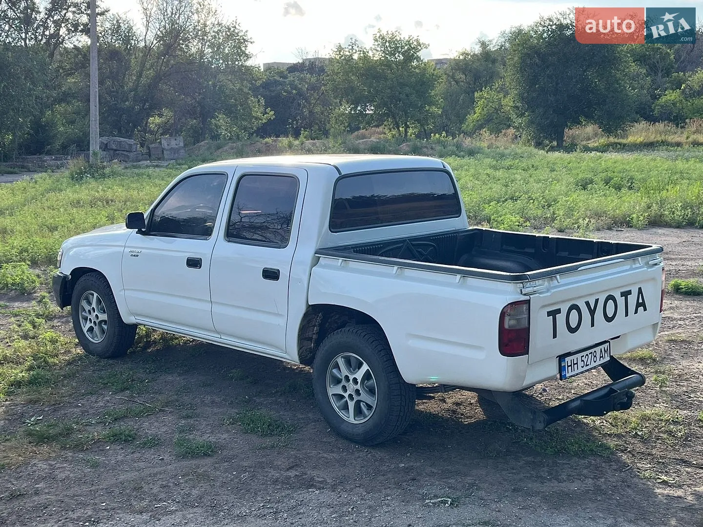 Toyota Hilux, 2003