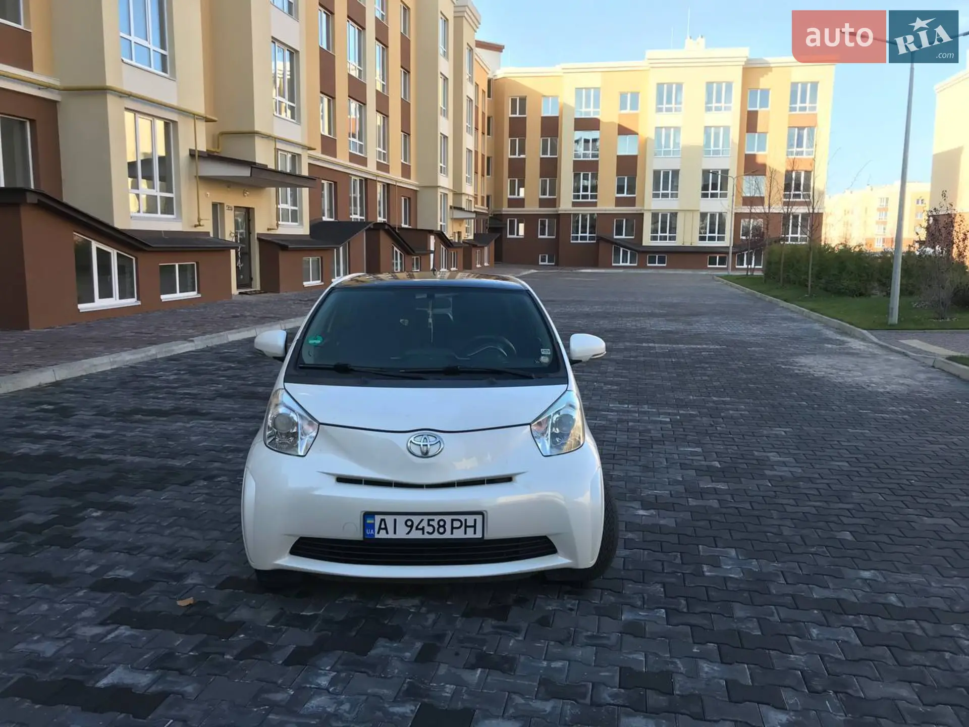 Toyota IQ, 2011