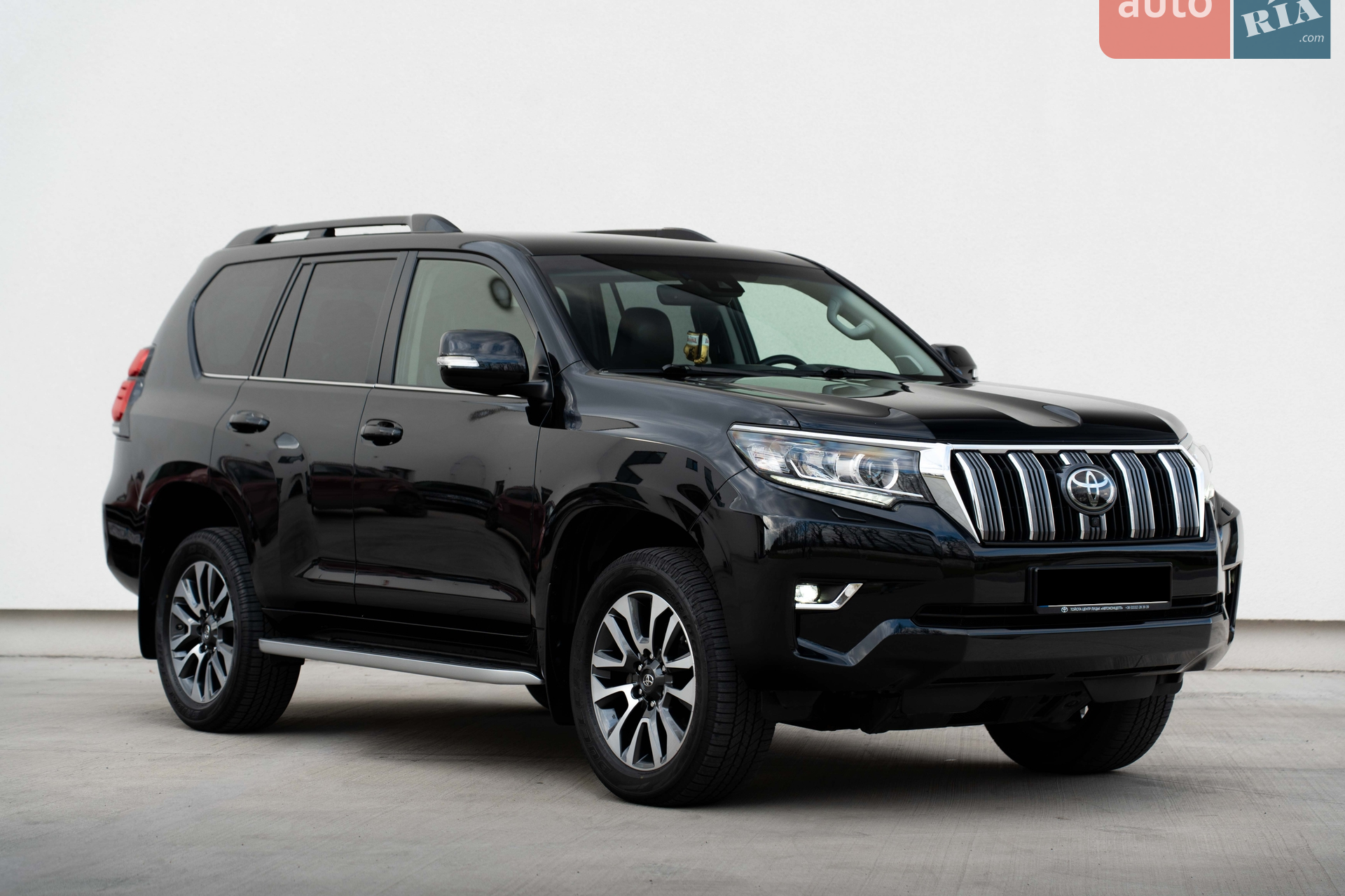 Toyota Land Cruiser Prado, 2023