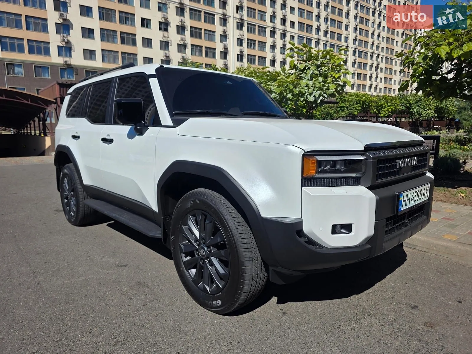 Toyota Land Cruiser Prado, 2025