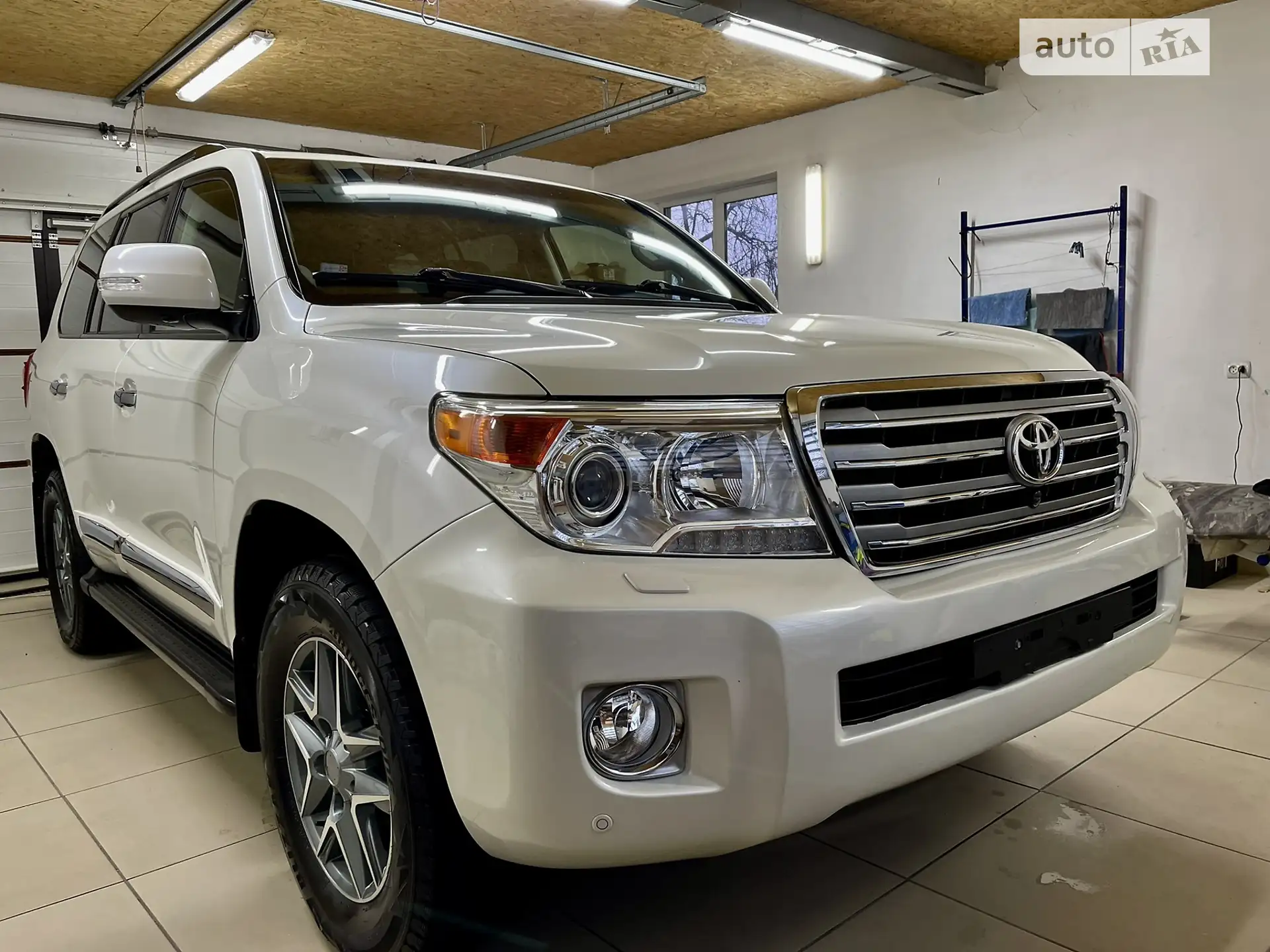 Toyota Land Cruiser, 2012