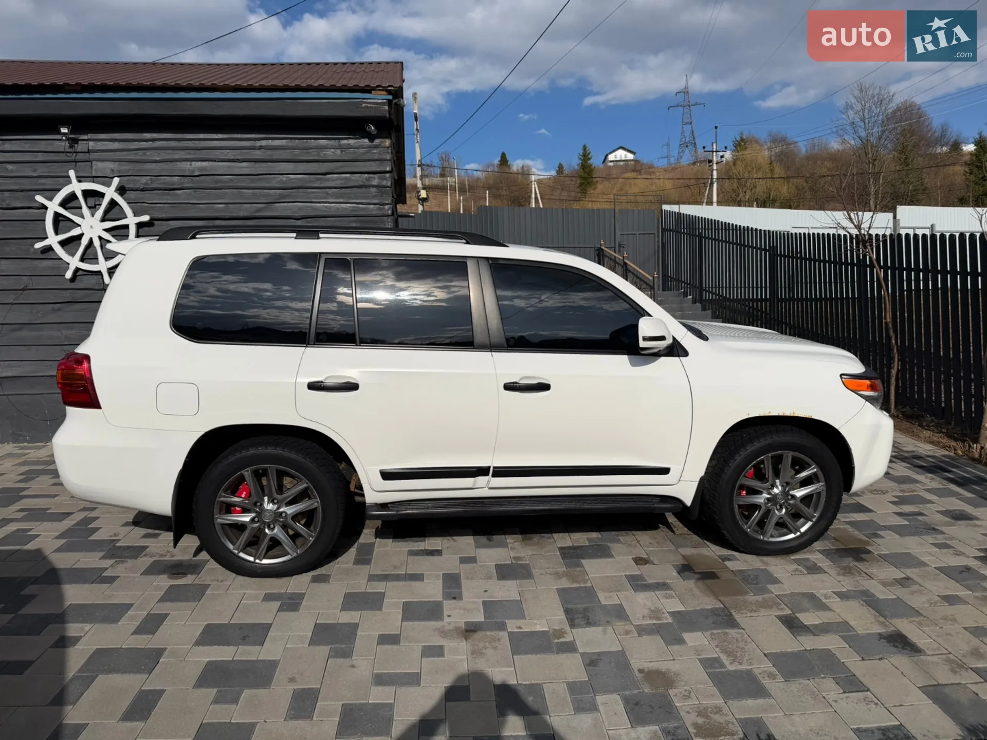 Toyota Land Cruiser, 2012