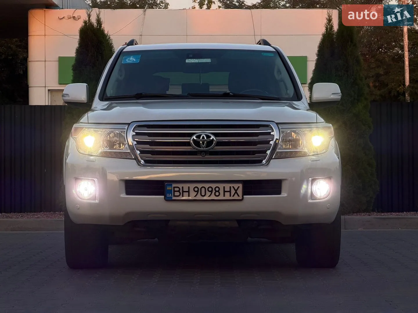Toyota Land Cruiser, 2012