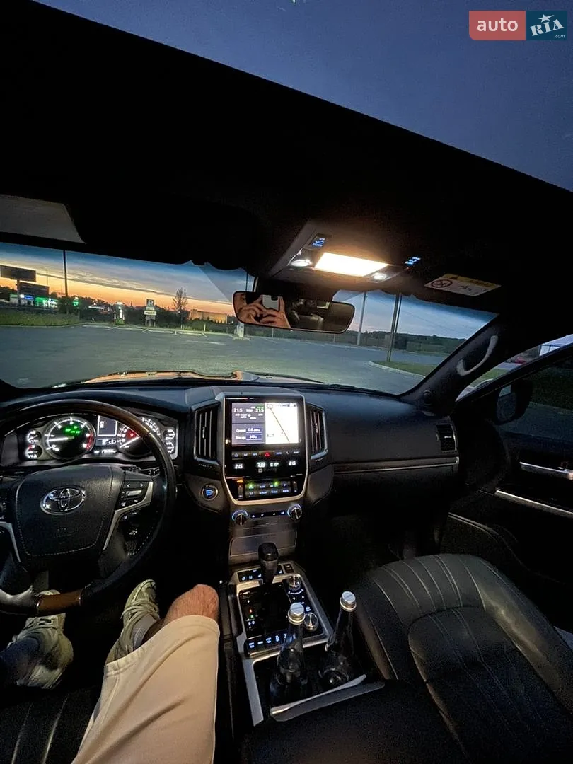 Toyota Land Cruiser, 2020