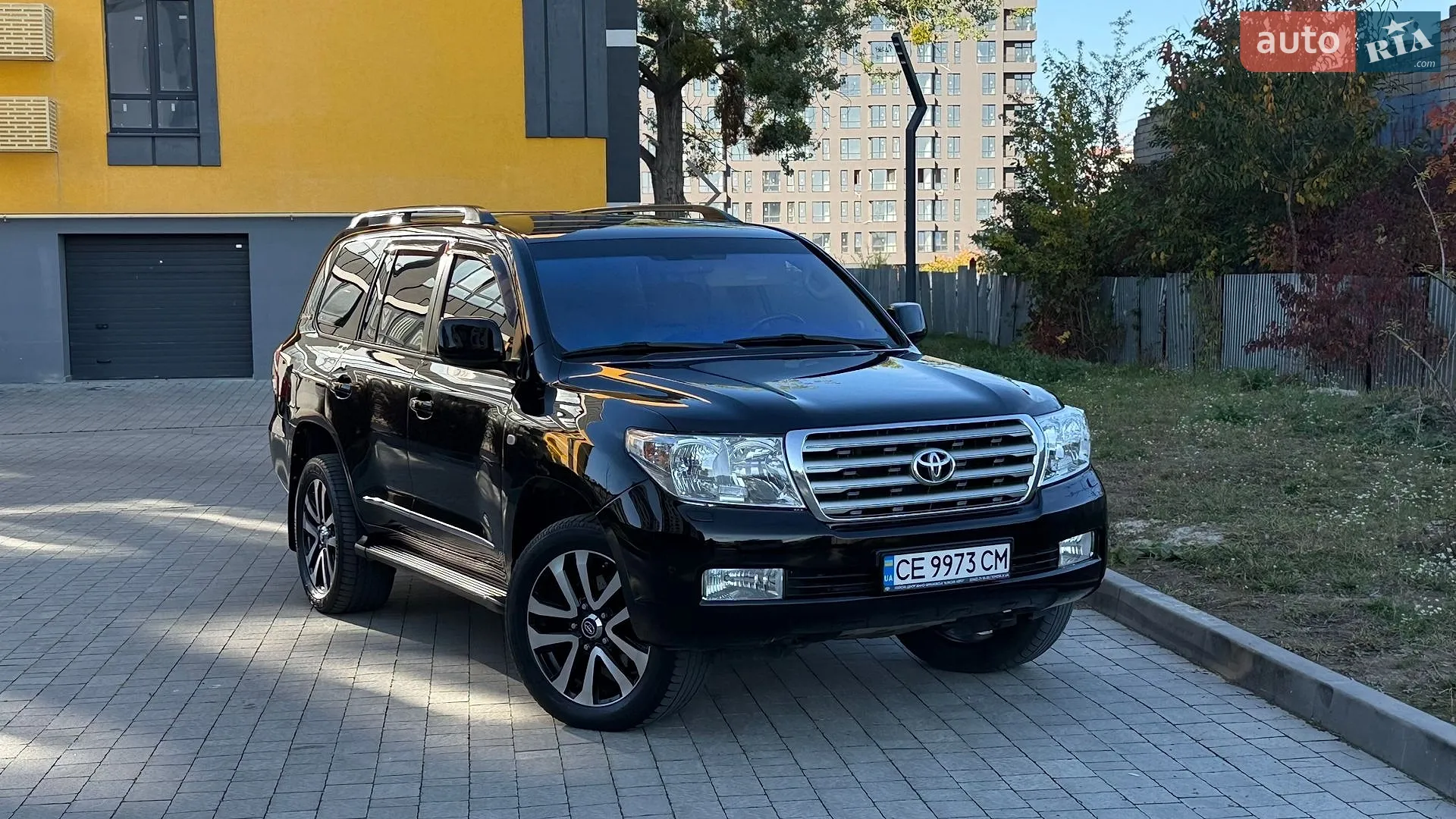 Toyota Land Cruiser, 2011
