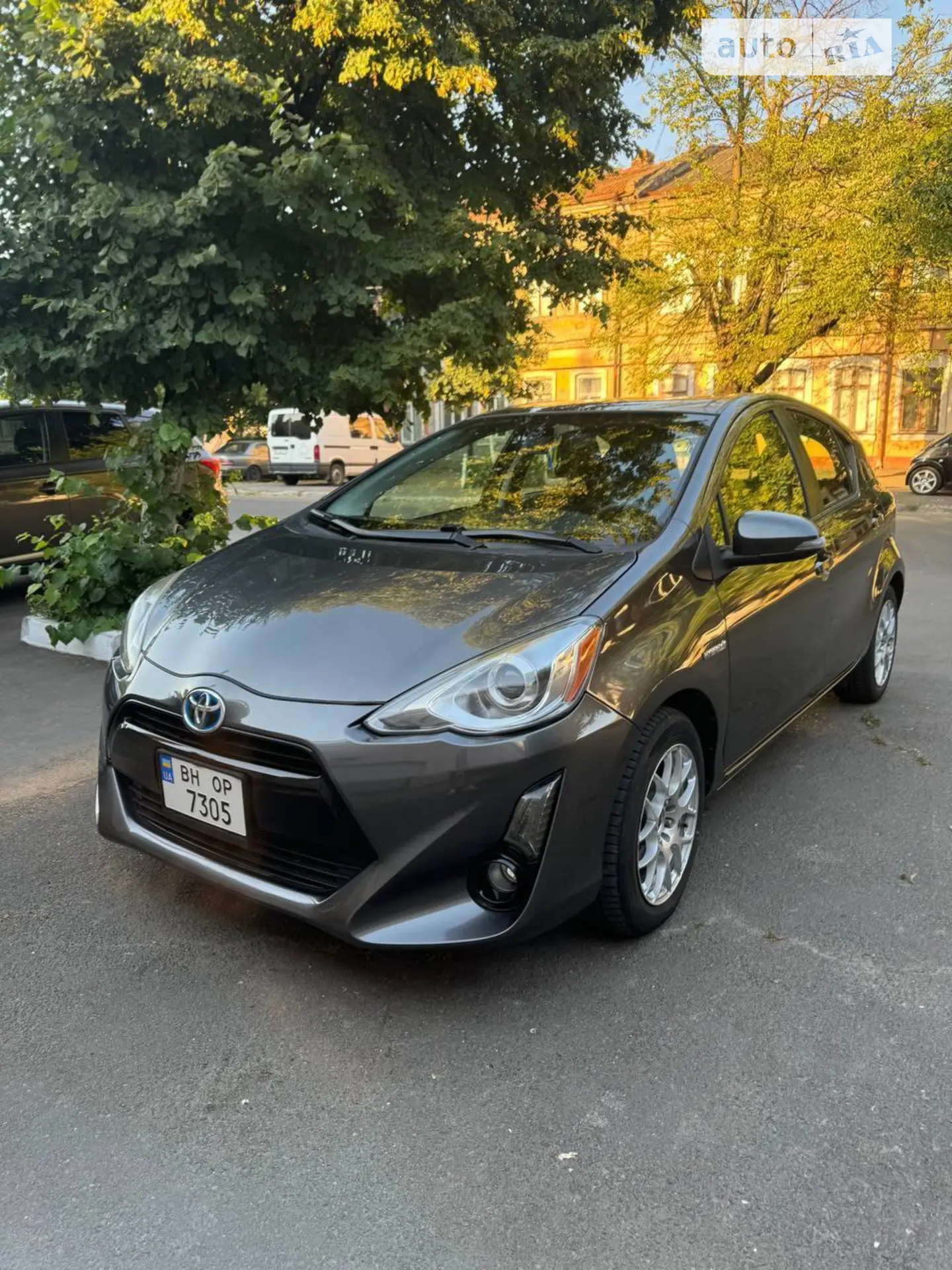 Toyota Prius C, 2015
