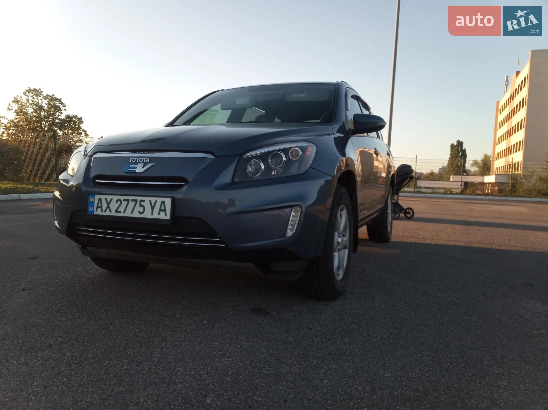 Toyota RAV4 EV, 2014