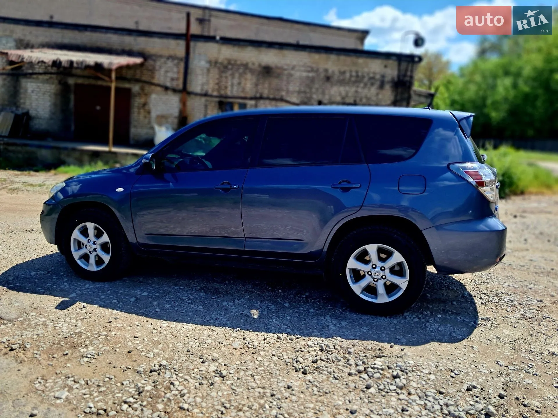 Toyota RAV4 EV 2012 — 1