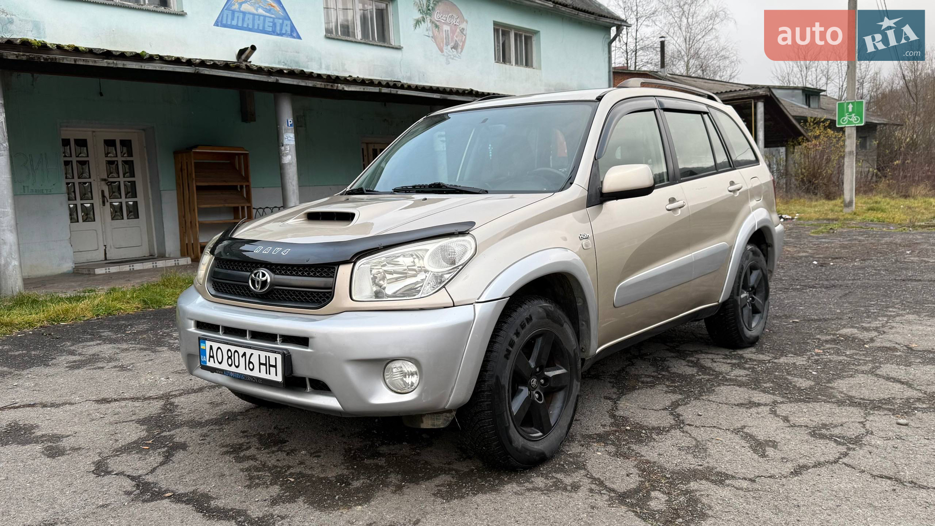 Toyota RAV4, 2005