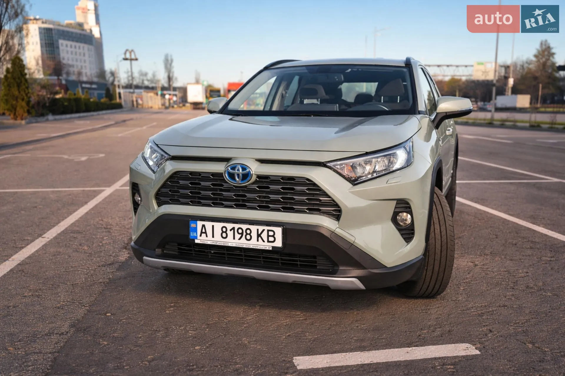 Toyota RAV4, 2018