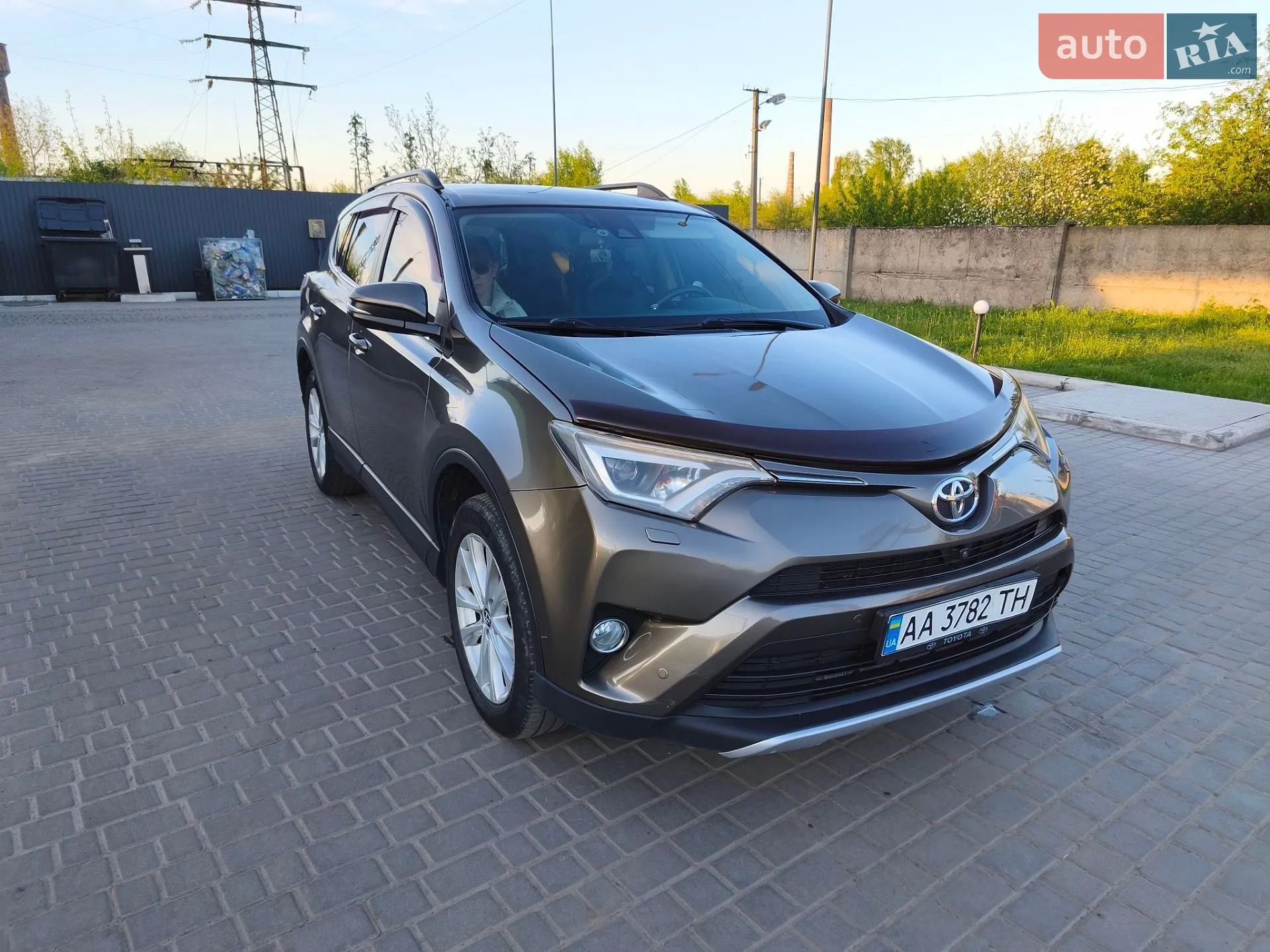 Toyota RAV4, 2016