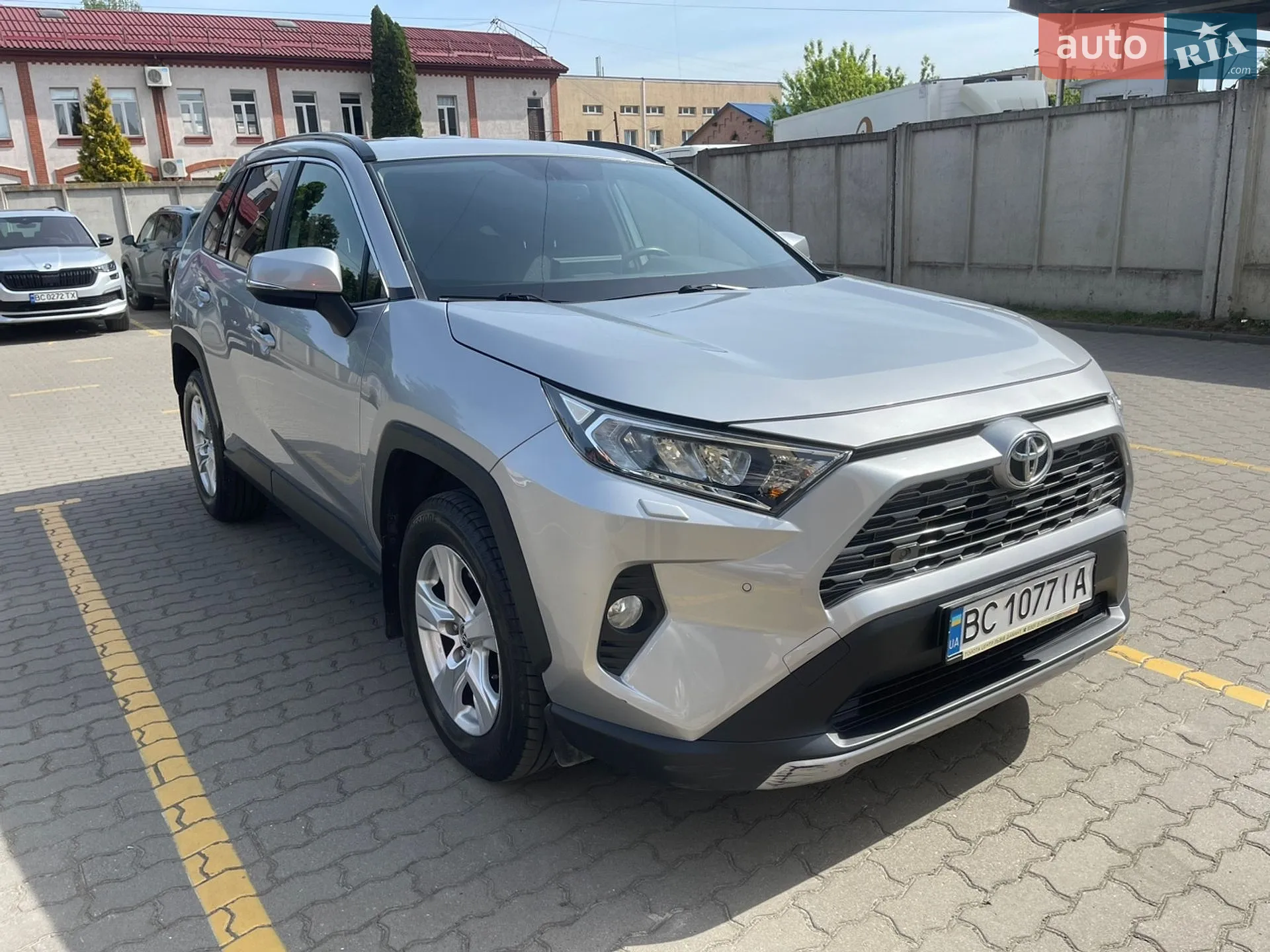 Toyota RAV4 2019 — 1