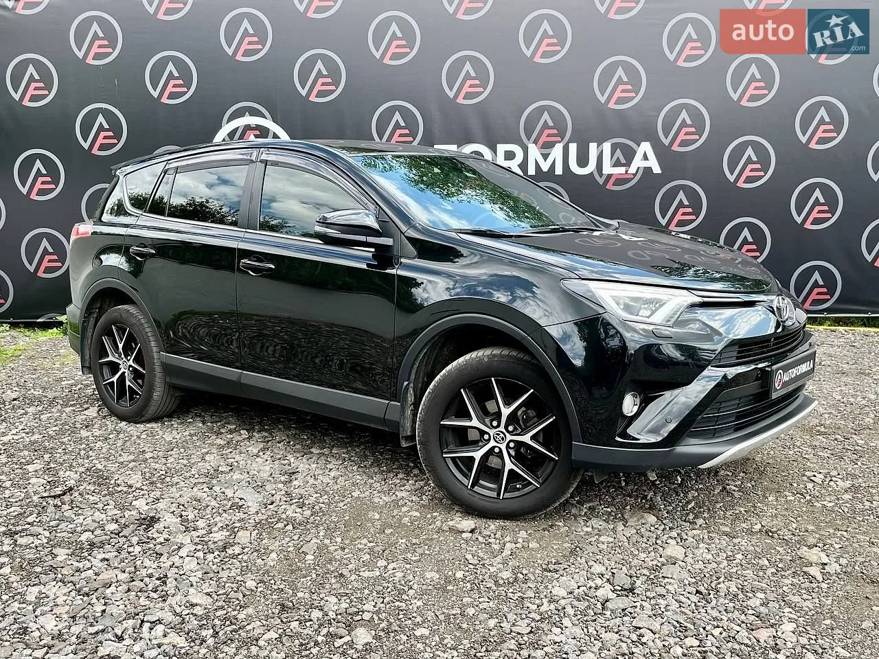 Toyota RAV4, 2017