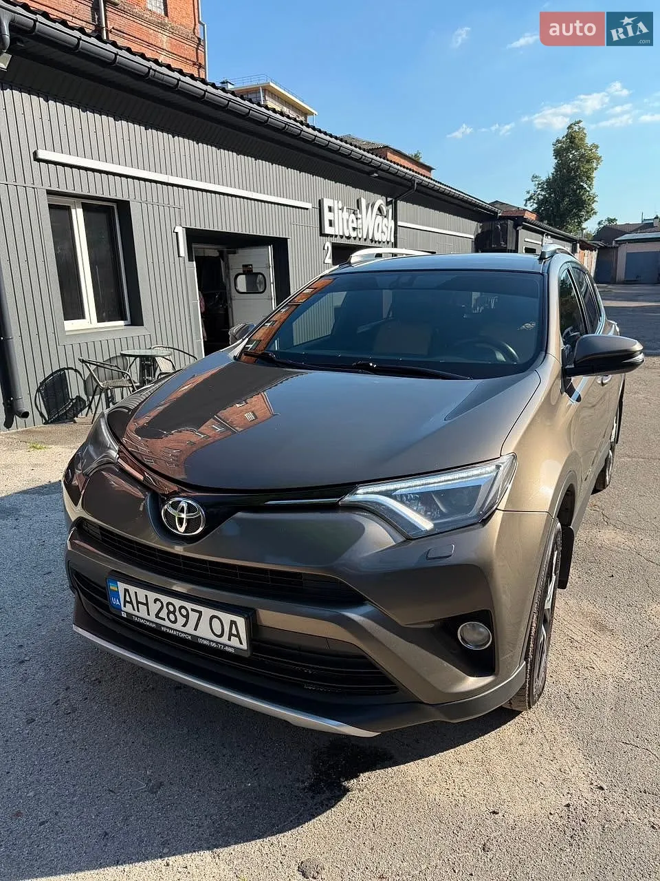 Toyota RAV4 2016 — 1