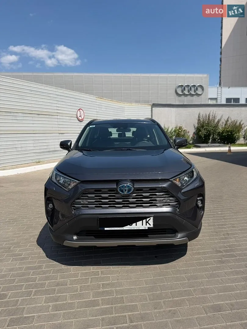 Toyota RAV4, 2022