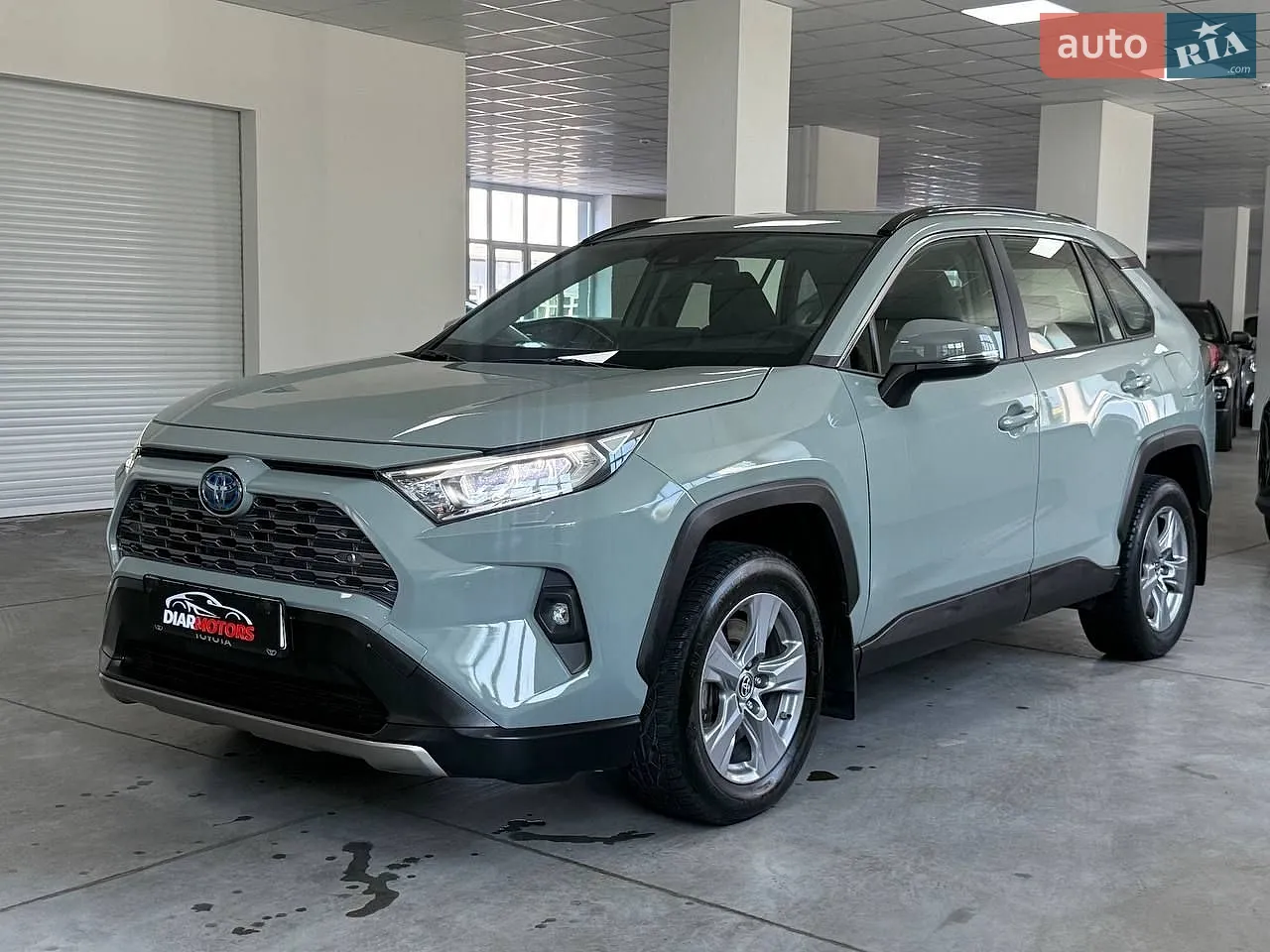 Toyota RAV4, 2023