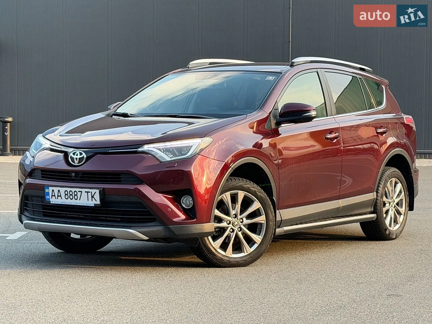 Toyota RAV4, 2015