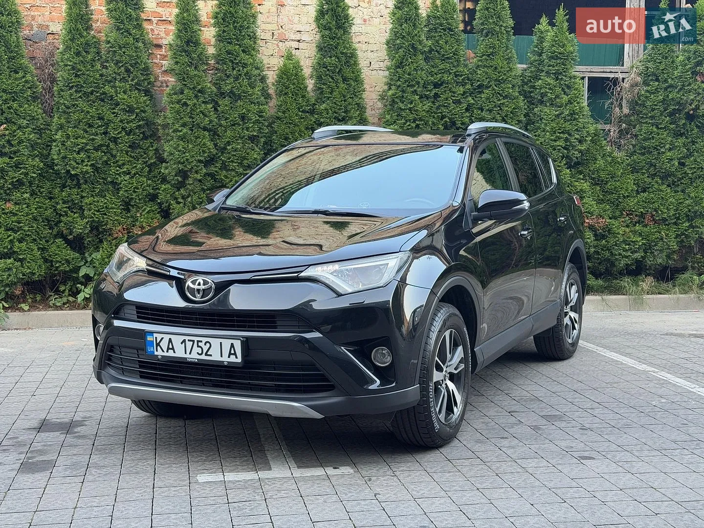 Toyota RAV4, 2017