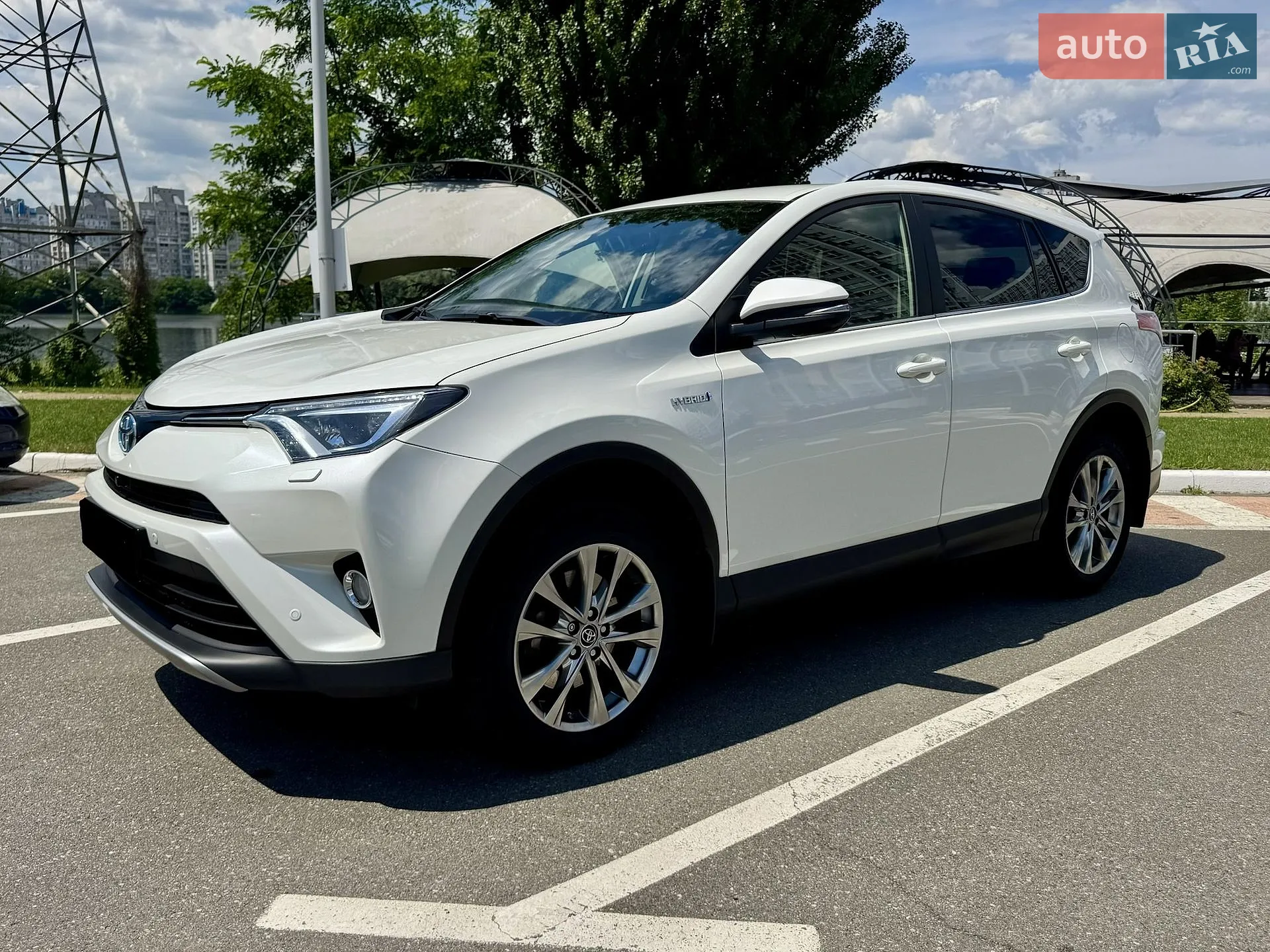 Toyota RAV4, 2016