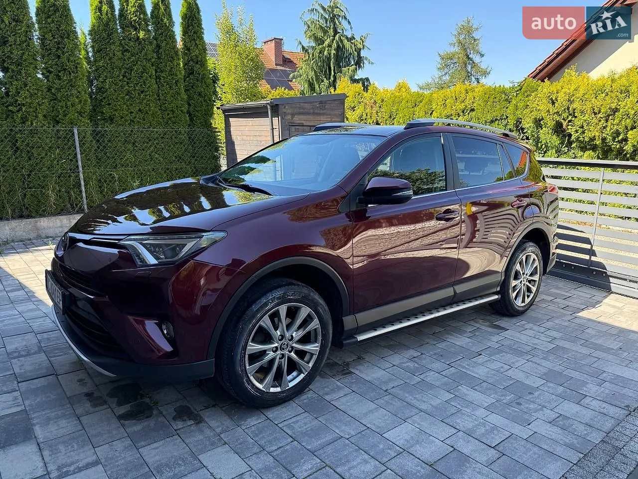 Toyota RAV4, 2016