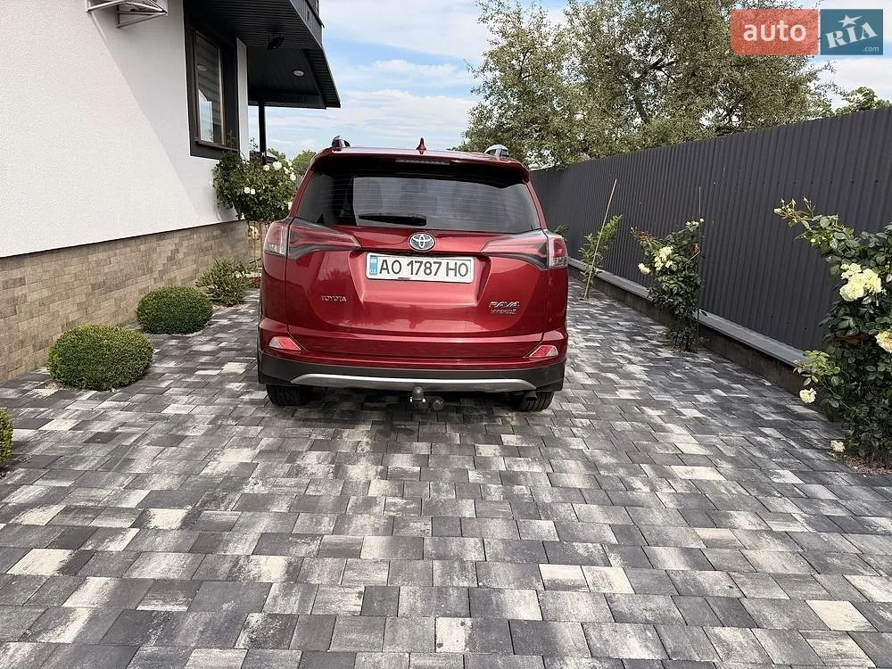 Toyota RAV4, 2018