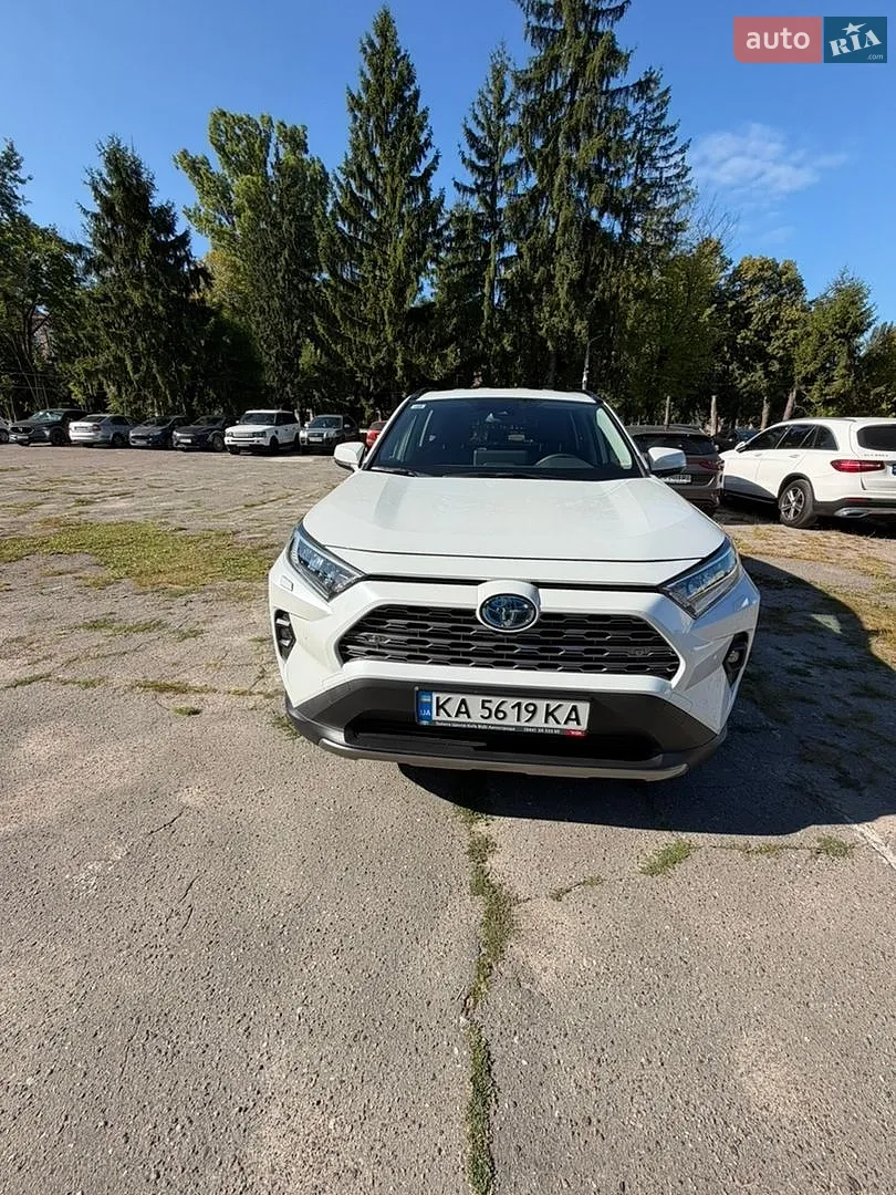 Toyota RAV4, 2025
