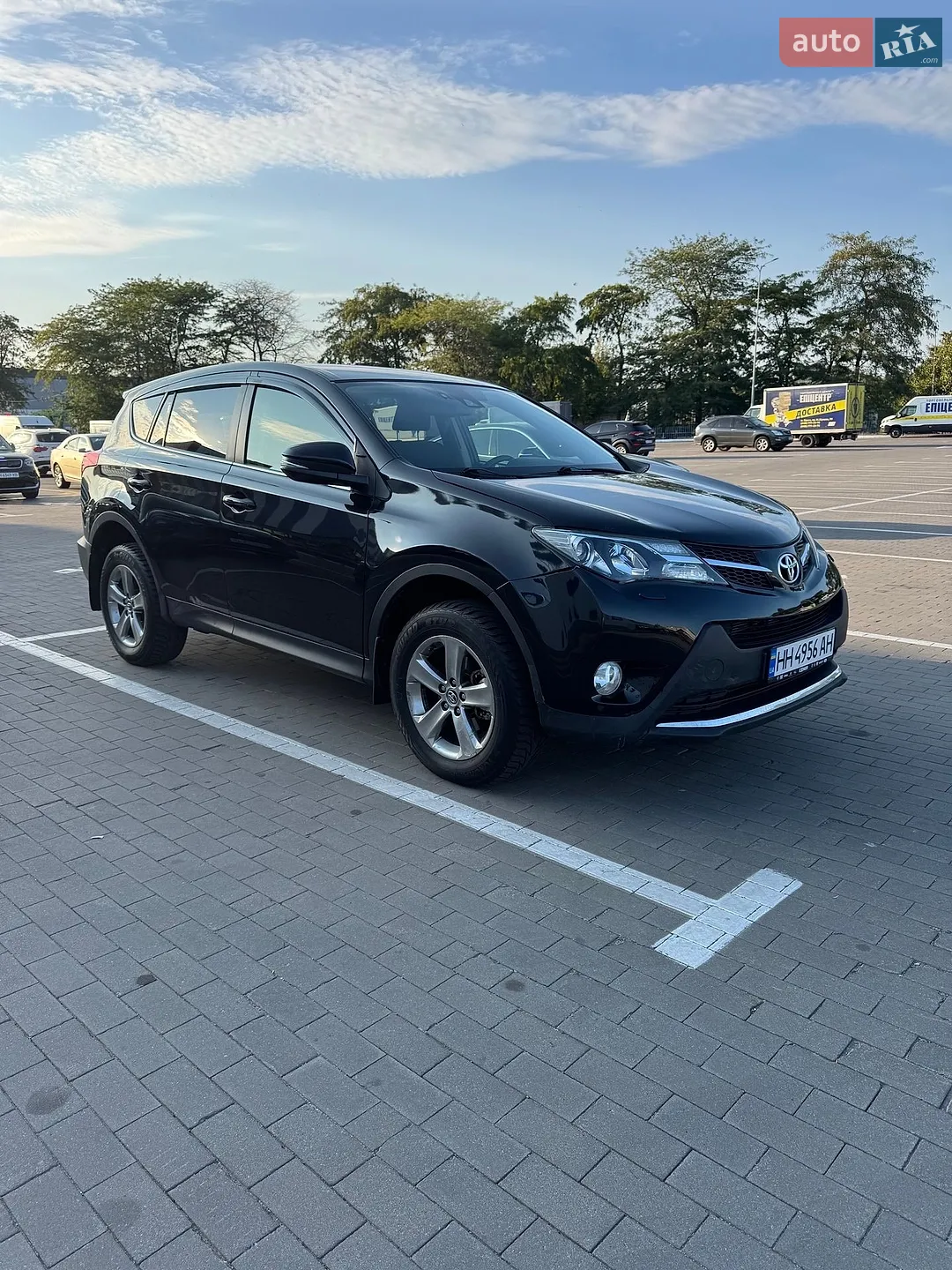 Toyota RAV4, 2015