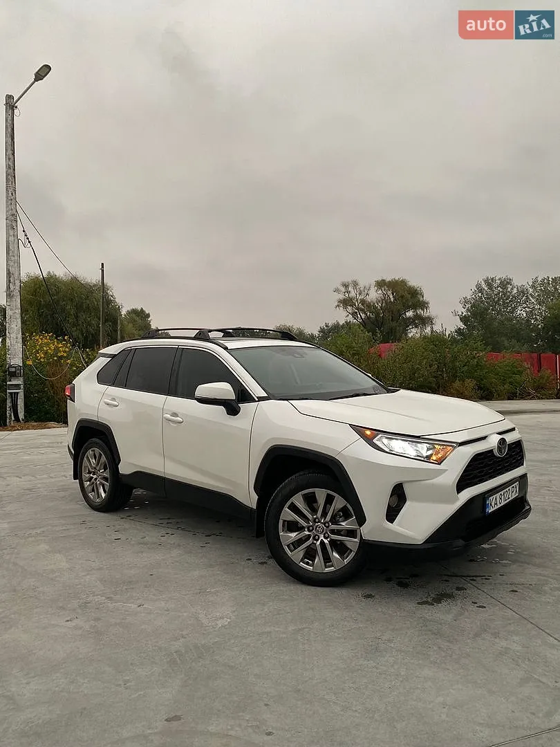 Toyota RAV4, 2021