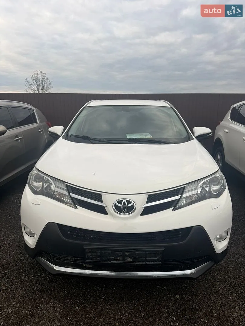 Toyota RAV4, 2013