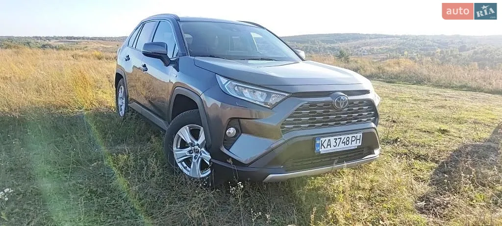 Toyota RAV4, 2021