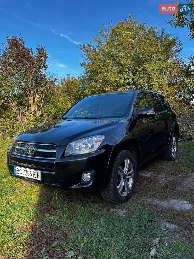 Toyota RAV4, 2009