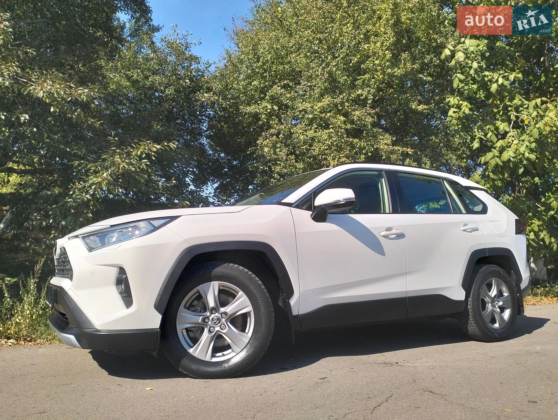 Toyota RAV4, 2023