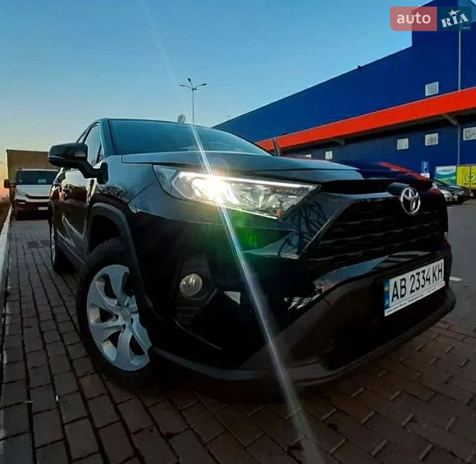 Toyota RAV4, 2020