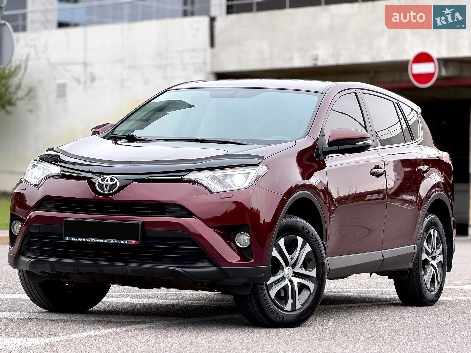 Toyota RAV4, 2015