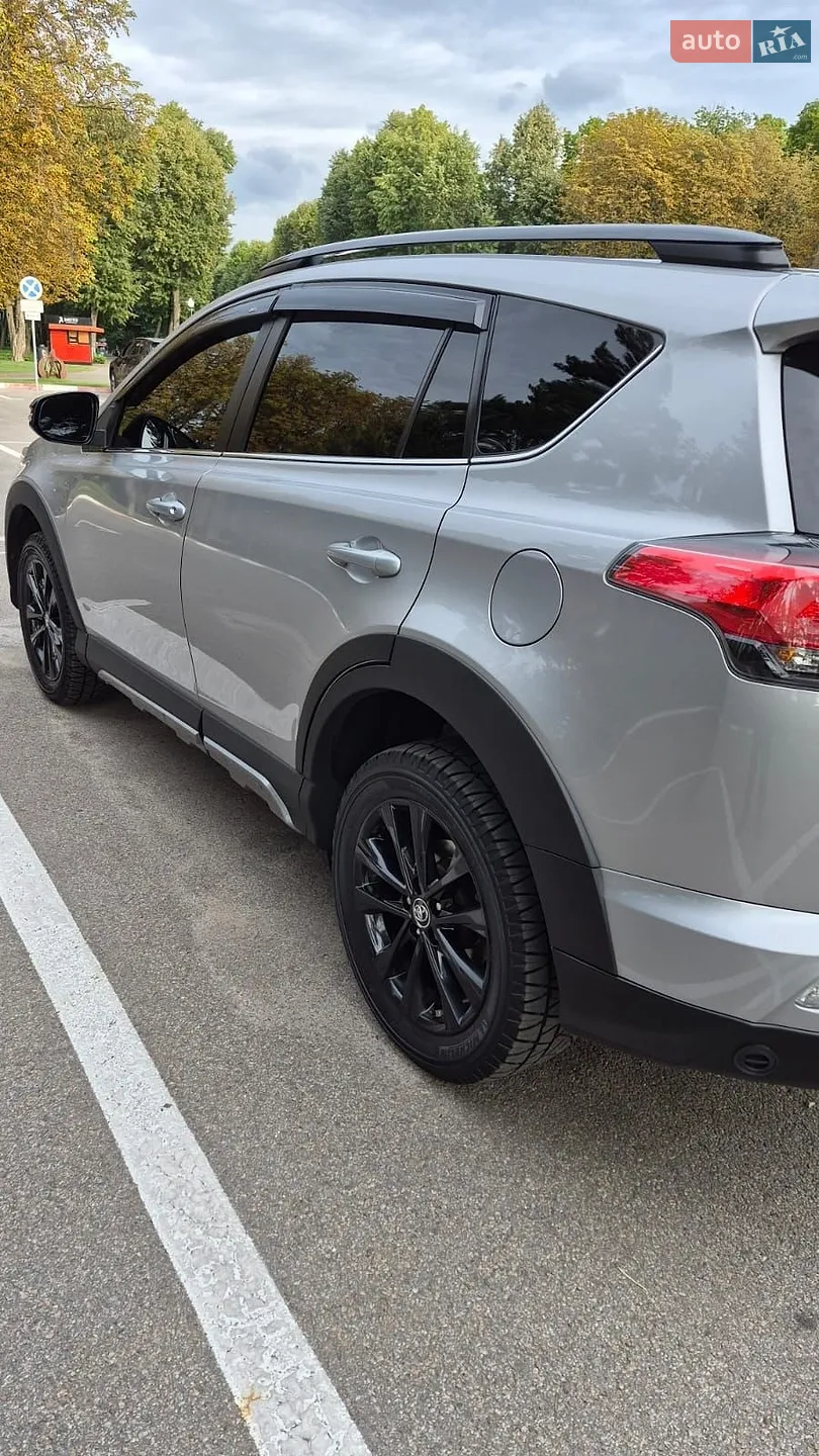 Toyota RAV4, 2017