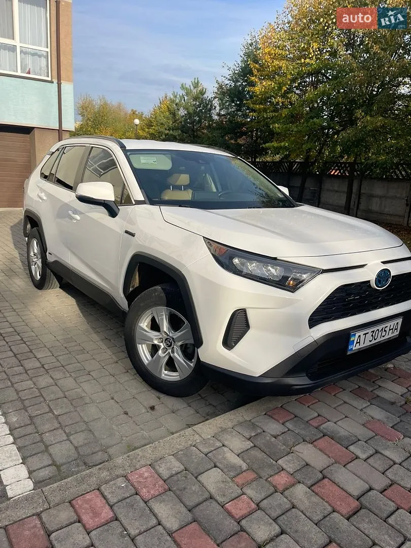 Toyota RAV4, 2020