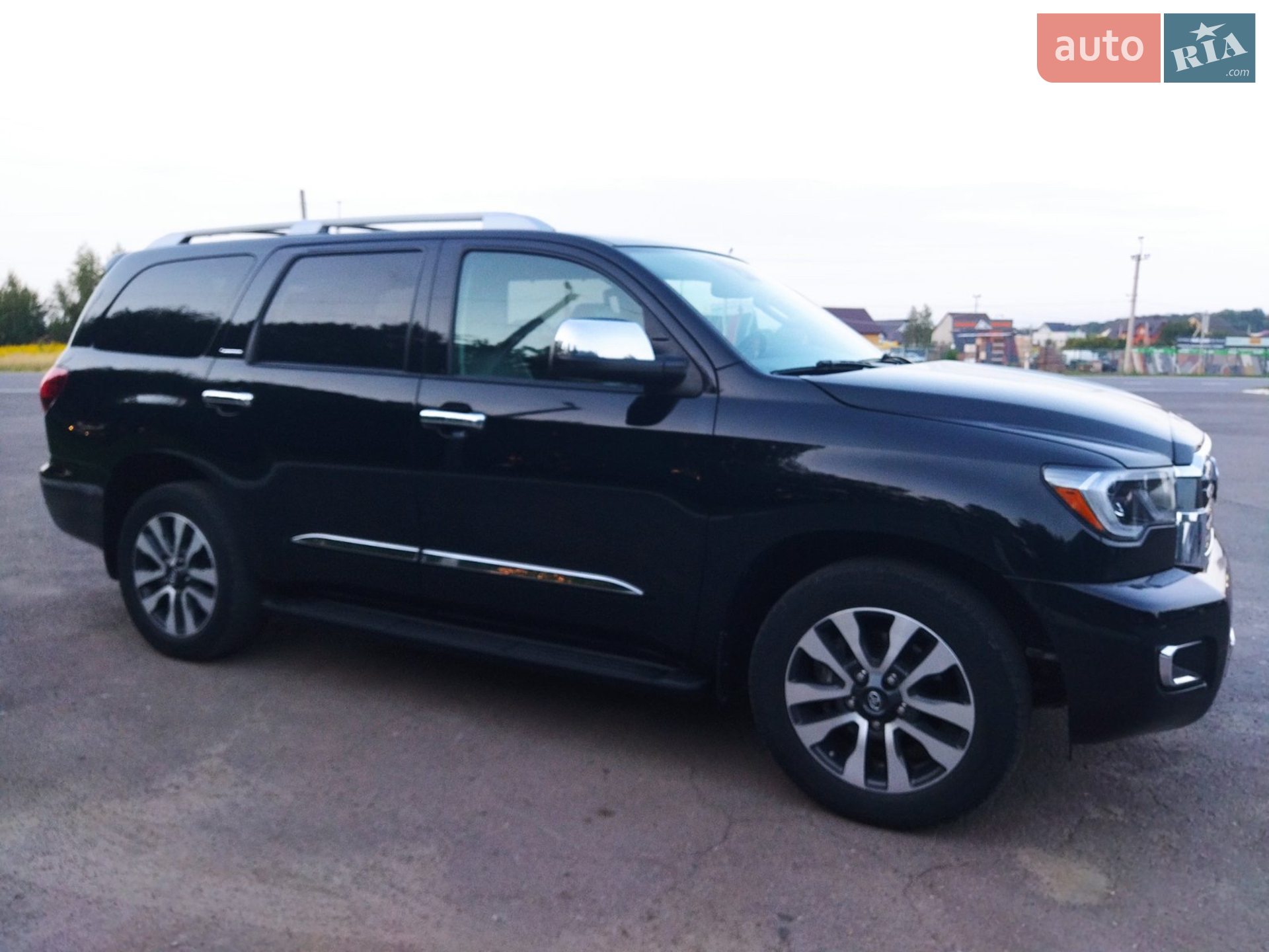 Toyota Sequoia, 2017