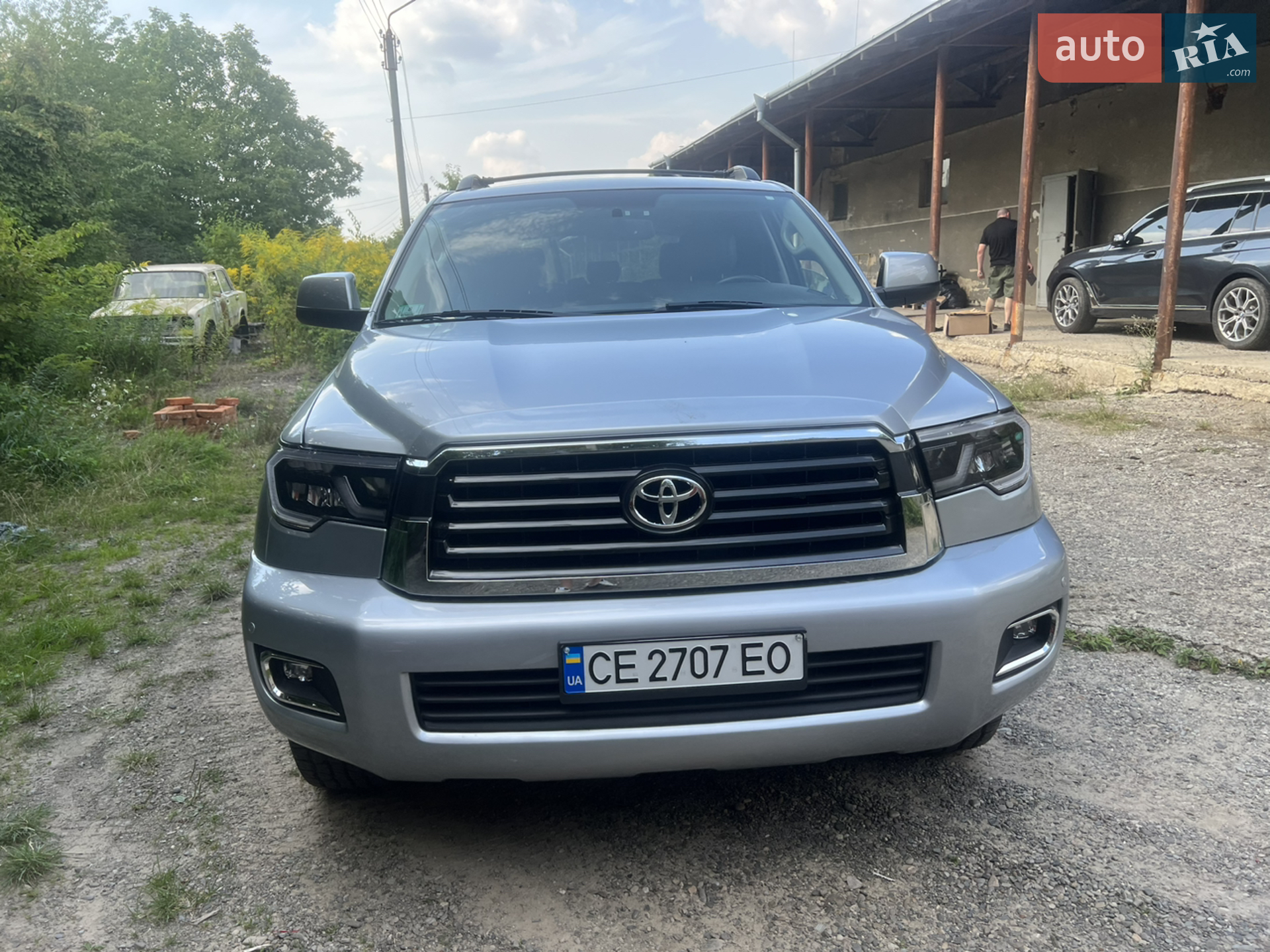 Toyota Sequoia, 2016