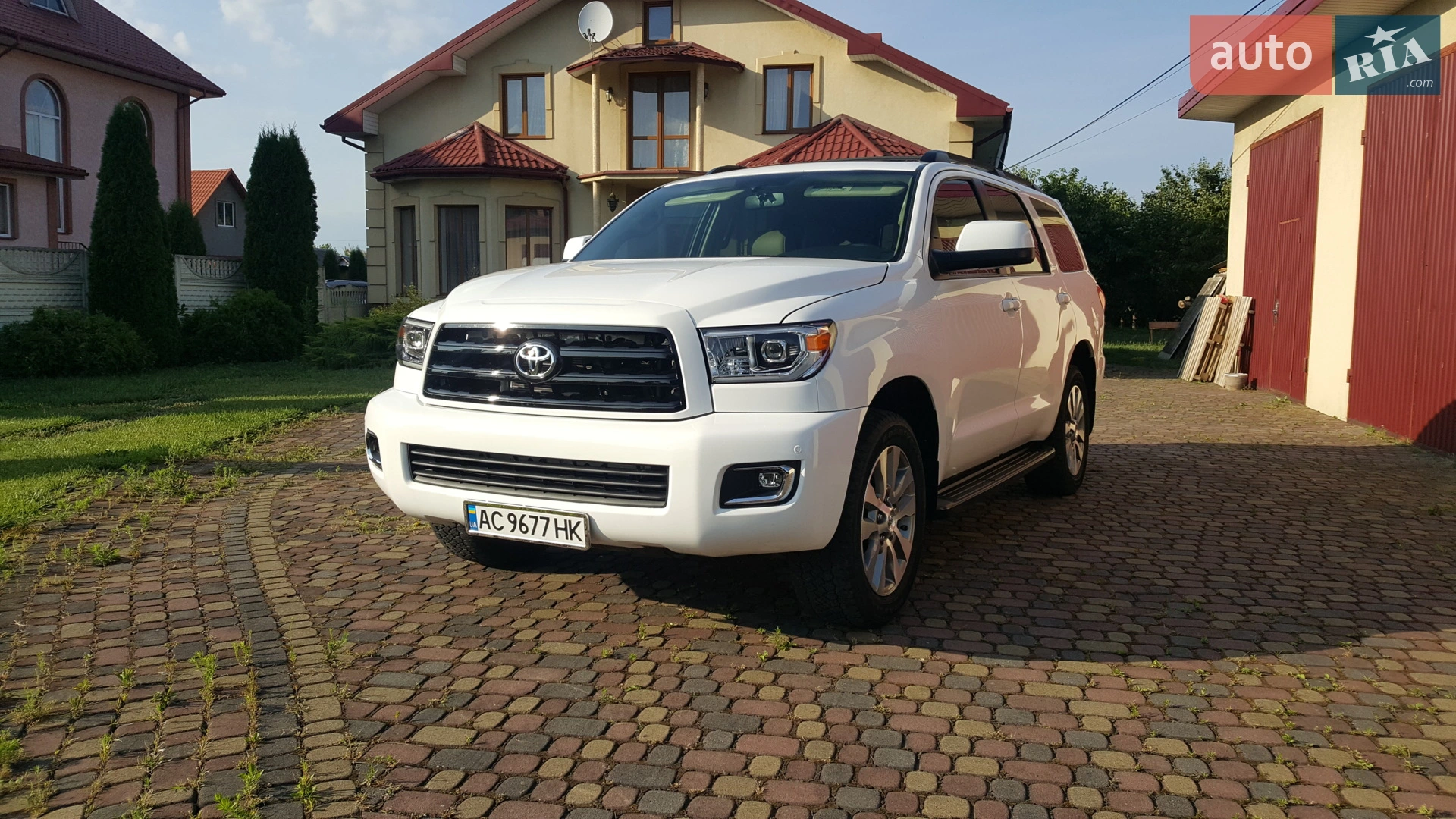 Toyota Sequoia, 2017