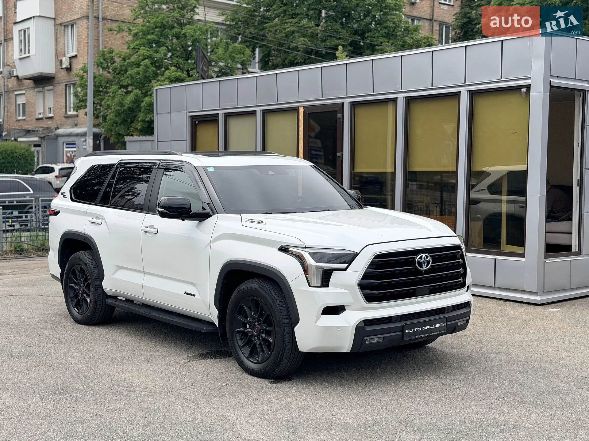 Toyota Sequoia, 2023