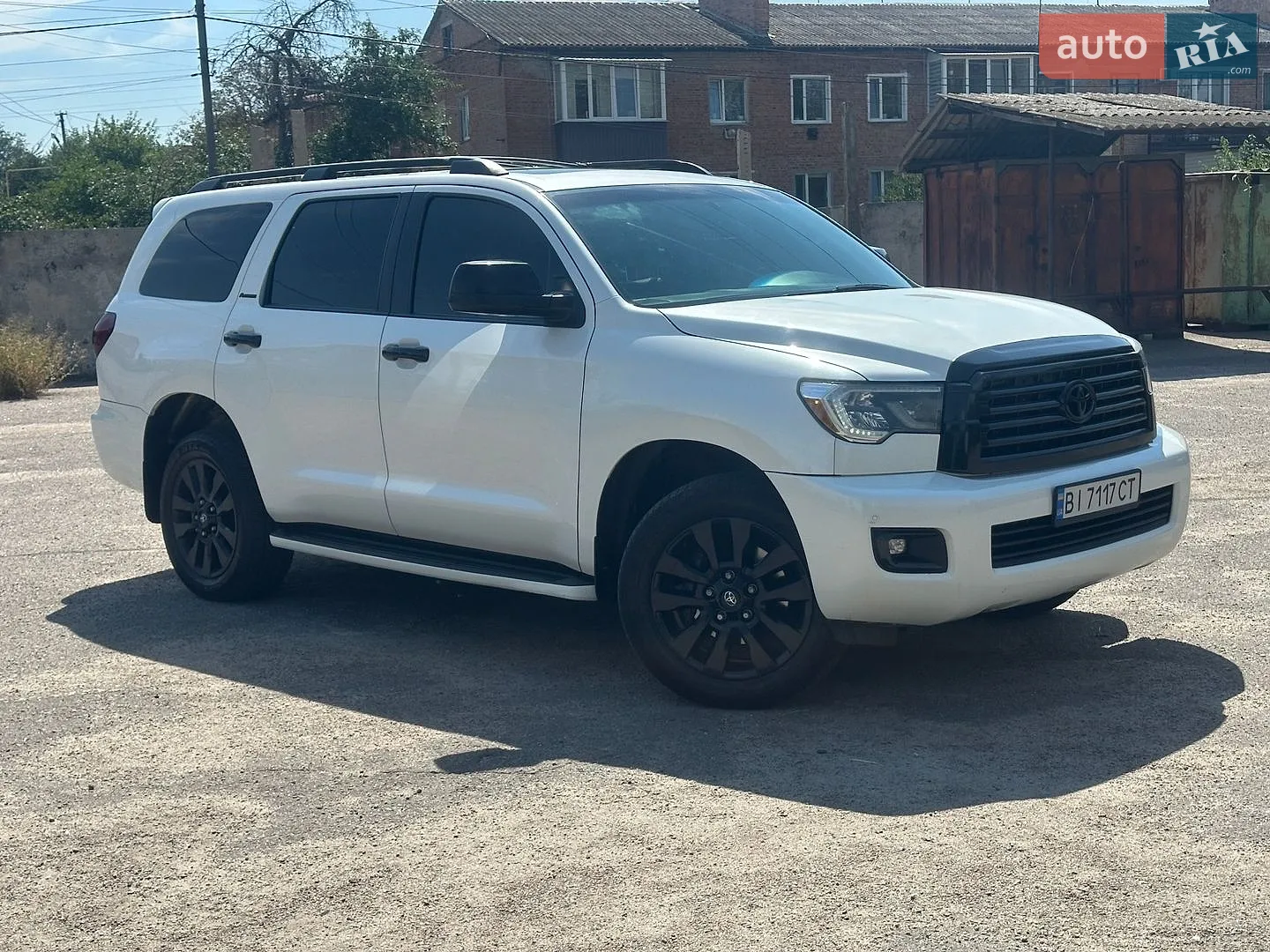 Toyota Sequoia, 2016