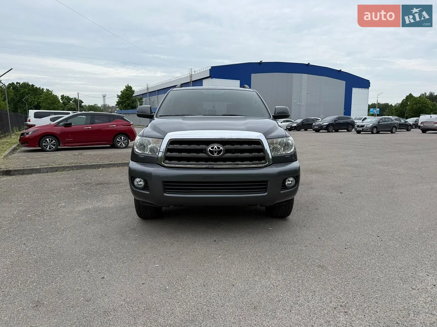 Toyota Sequoia, 2012