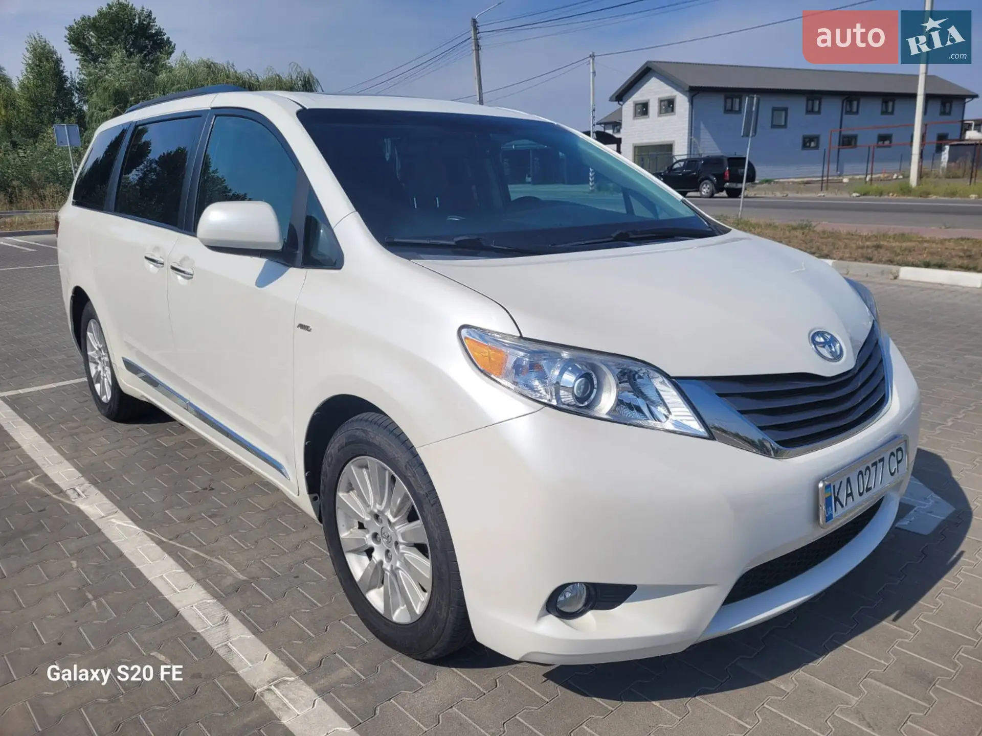 Toyota Sienna, 2016